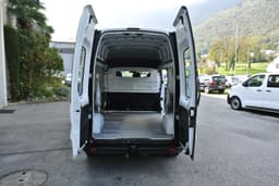 RENAULT TRAFIC 20
