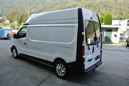 RENAULT TRAFIC 13
