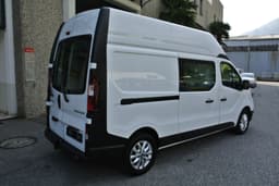 RENAULT TRAFIC 9