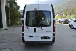 RENAULT TRAFIC 11