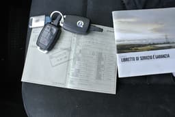 VOLVO V50 19