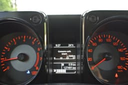 SUZUKI JIMNY 32