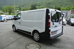 RENAULT TRAFIC 9