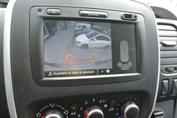 RENAULT TRAFIC 27