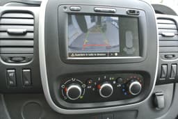 RENAULT TRAFIC 25
