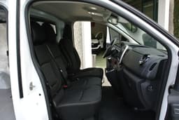 RENAULT TRAFIC 18