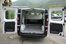 RENAULT TRAFIC 16