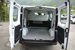 RENAULT TRAFIC 15