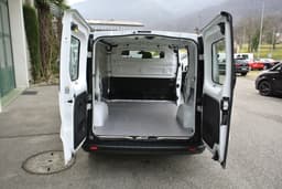 RENAULT TRAFIC 24