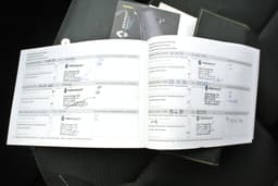 RENAULT TRAFIC 28