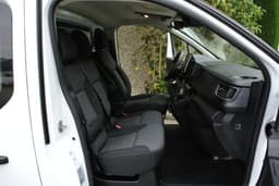 RENAULT TRAFIC 17