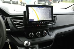 RENAULT TRAFIC 28