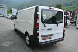 RENAULT TRAFIC 9