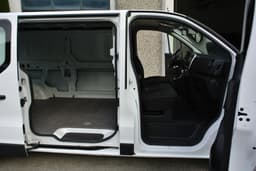 RENAULT TRAFIC 16