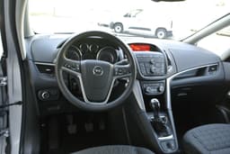 OPEL ZAFIRA 24