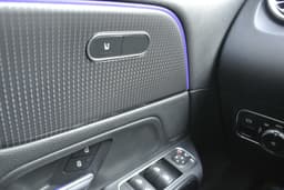 MERCEDES-BENZ B 220 32
