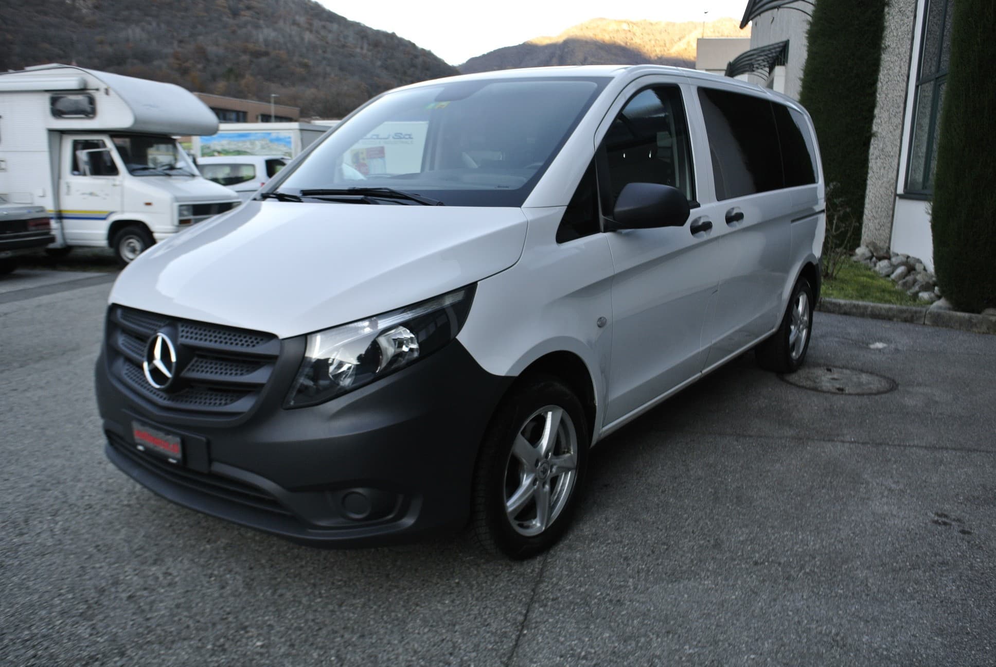 MERCEDES-BENZ VITO