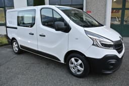 RENAULT TRAFIC 4