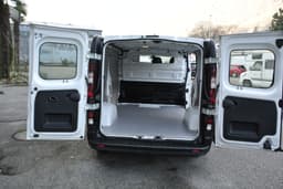RENAULT TRAFIC 13