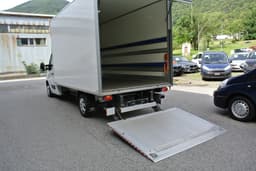 RENAULT MASTER 28